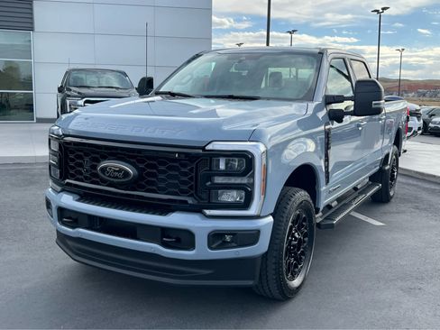 New 2026 Ford F250 Lariat w/ Black Appearance Package image 2