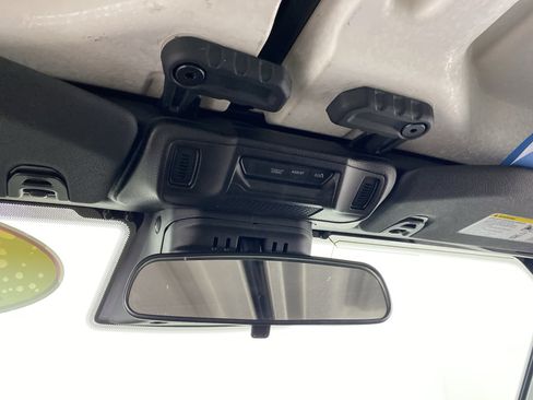 Used 2025 Jeep Wrangler Unlimited Rubicon 4xe AWD/4WD image 25