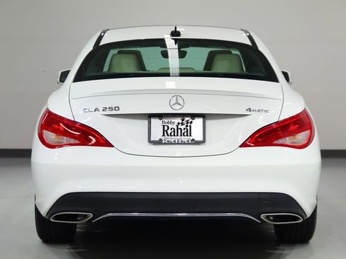 Used 2019 Mercedes-Benz CLA 250 4MATIC image 2