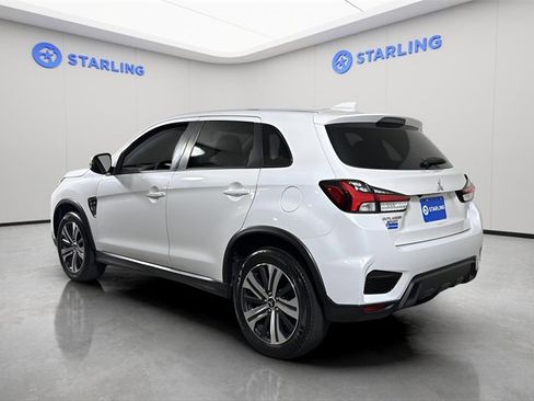 Used 2021 Mitsubishi Outlander Sport SE image 13