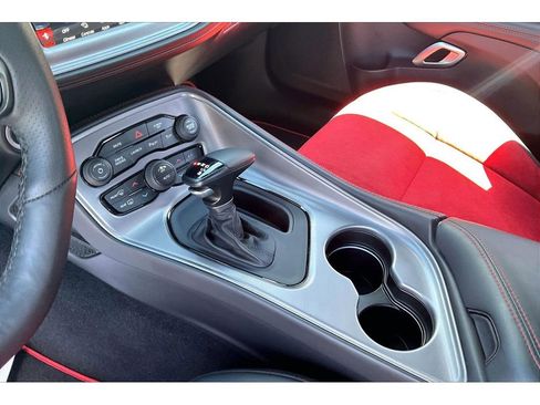 New 2023 Dodge Challenger R/T Scat Pack RWD image 8