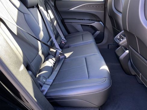 New 2026 Cadillac Lyriq Luxury image 40