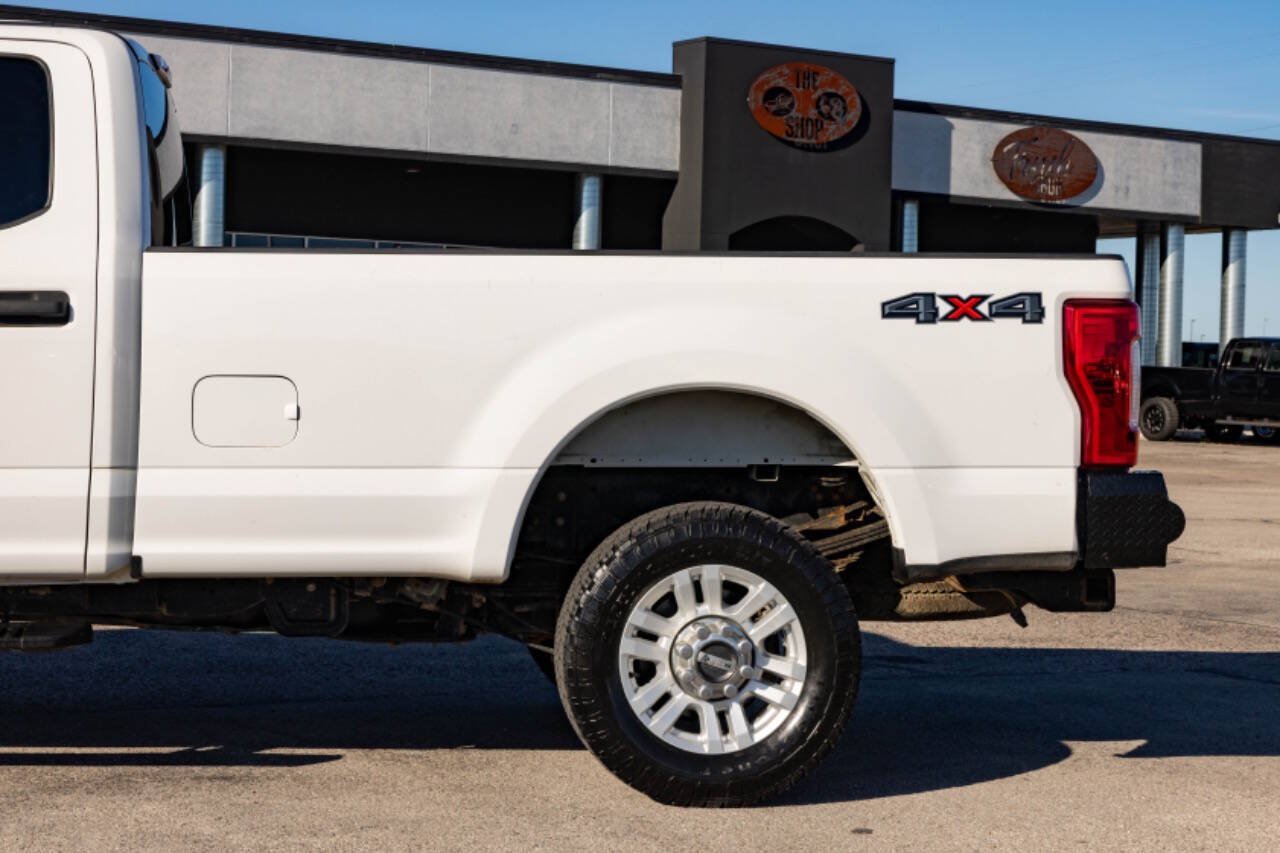 Used 2019 Ford F350 XLT w/ XLT Value Package AWD/4WD image 13