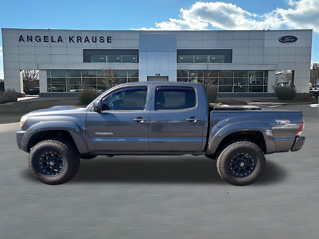 Used 2010 Toyota Tacoma 4x4 Double Cab image 4