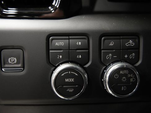 New 2026 GMC Sierra 1500 AT4X image 27