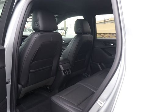 New 2026 Chevrolet Equinox LT w/ Convenience Package II FWD image 38