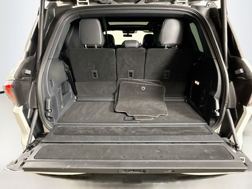 Used 2025 Lincoln Navigator Reserve w/ Jet Appearance Package AWD/4WD image 26