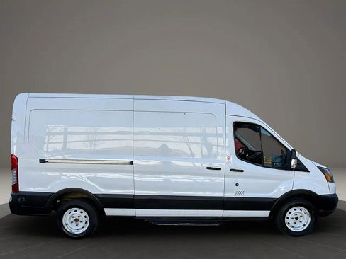 Used 2019 Ford Transit 150 148 Medium Roof image 7