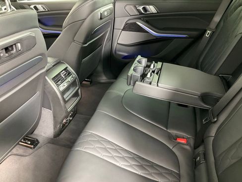 Used 2025 BMW X5 xDrive40i w/ Executive Package image 11