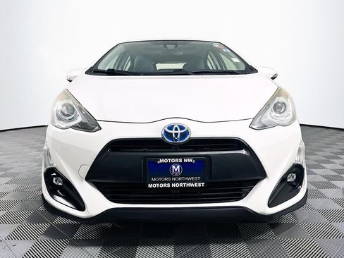 Used 2017 Toyota Prius C Four image 4