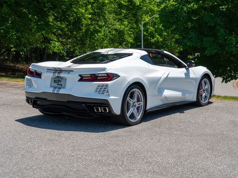 Used 2022 Chevrolet Corvette Stingray Preferred Cpe w/ Battery Protection Package RWD image 7