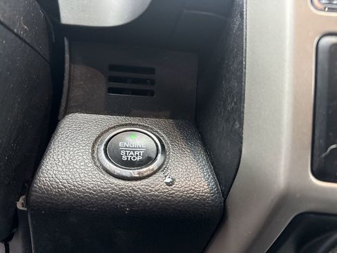 Used 2019 Ford F150 Lariat w/ Equipment Group 502A Luxury AWD/4WD image 28