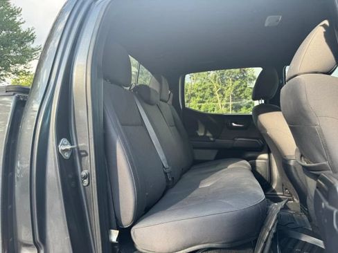 Used 2019 Toyota Tacoma TRD Sport RWD image 23
