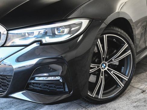 Used 2022 BMW 330i xDrive 330i xDrive w/ M Sport Package image 42