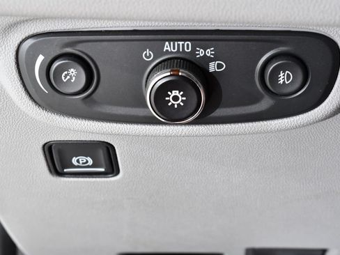Used 2020 GMC Terrain SLT AWD/4WD image 33
