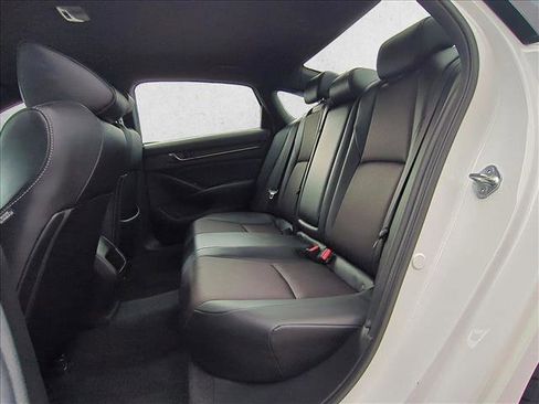 Used 2022 Honda Accord Sport image 17