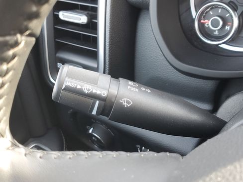 Used 2024 RAM 2500 Big Horn w/ Bed Utility Group image 15