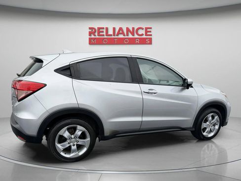 Used 2016 Honda HR-V EX image 8