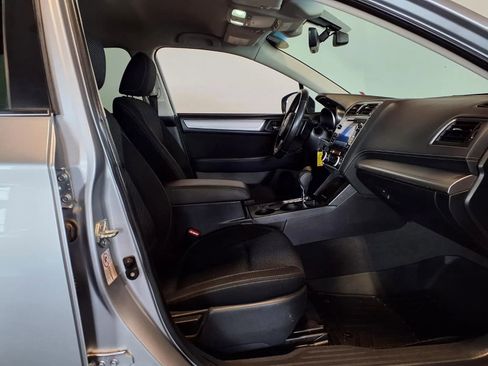 Used 2018 Subaru Outback 2.5i Premium AWD/4WD image 12
