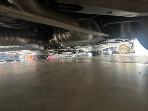 Used 2017 Mercedes-Benz SL 550 image 29