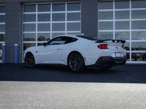 Used 2025 Ford Mustang Dark Horse RWD image 39