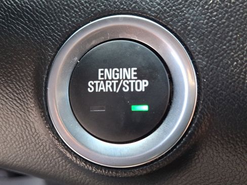Used 2024 GMC Terrain SLE w/ Driver Convenience Package AWD/4WD image 26