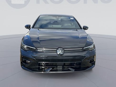 Used 2025 Volkswagen Golf R Black Edition image 11