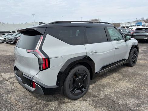 New 2026 Kia EV9 GT-Line image 3