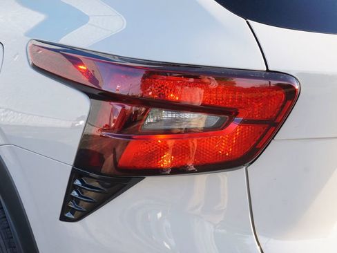 New 2026 Chevrolet Trax ACTIV FWD image 30