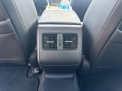 Used 2019 Honda Accord Touring image 16