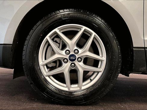 Used 2022 Ford Edge SEL w/ Convenience Package image 8