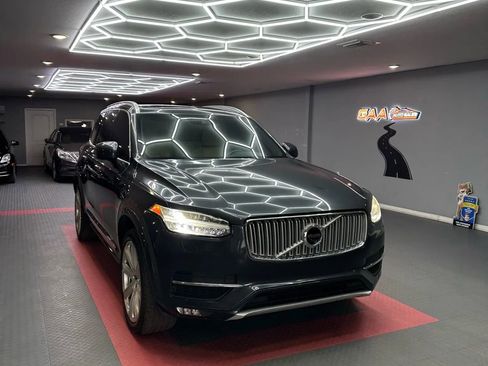 Used 2016 Volvo XC90 T6 Inscription w/ Vision Package image 1