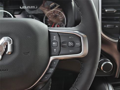 New 2026 RAM 1500 Big Horn AWD/4WD image 25