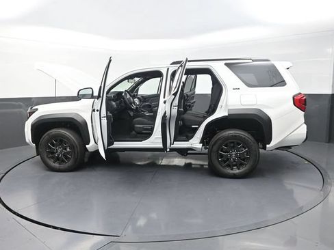 Used 2026 Toyota 4Runner SR5 RWD image 41
