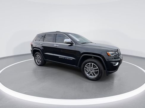 Used 2022 Jeep Grand Cherokee Limited w/ Tech Group image 2