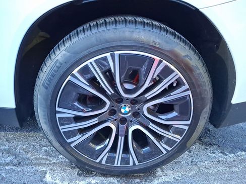 Used 2025 BMW X3 xDrive30i w/ Premium Package image 6