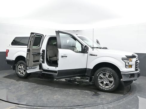 Used 2017 Ford F150 XLT w/ Equipment Group 301A Mid image 46