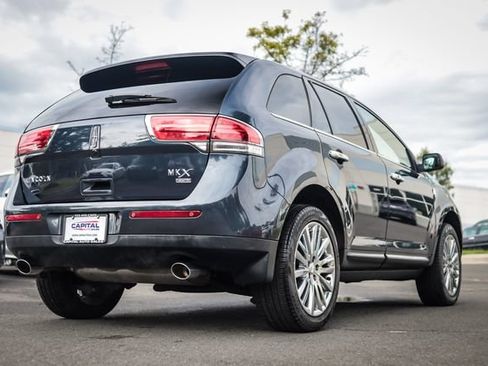 Used 2013 Lincoln MKX AWD image 18