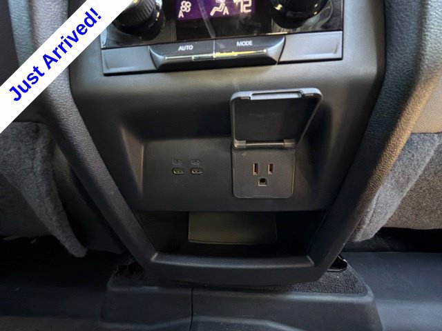 Used 2025 Chevrolet Traverse LT w/ Sun and Wheel Package FWD image 36