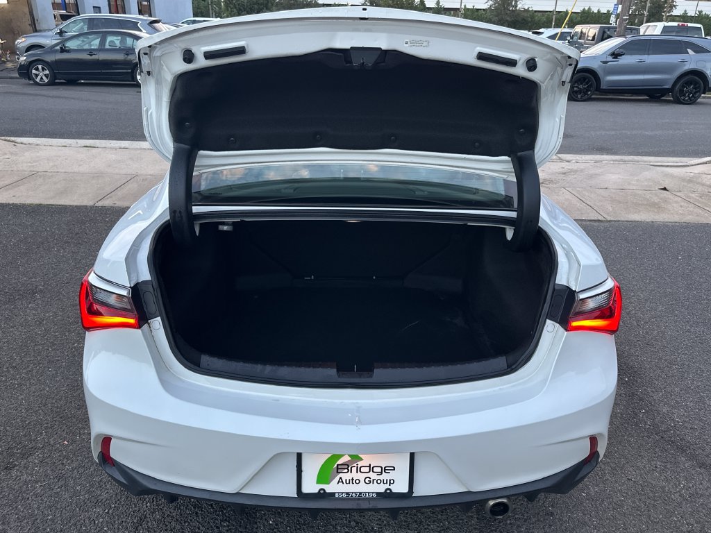 Used 2019 Acura ILX w/ Premium Package FWD image 17