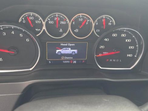 Used 2019 Chevrolet Silverado 1500 RST image 4