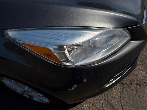 Used 2015 Ford Escape Titanium FWD image 24