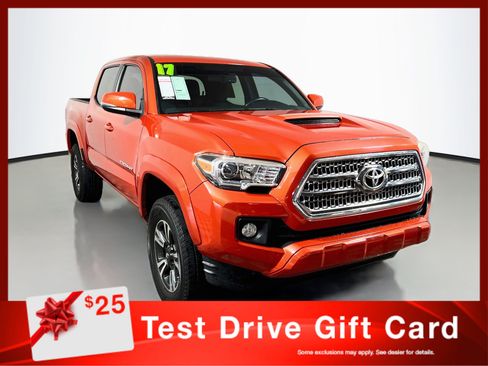 Used 2017 Toyota Tacoma TRD Sport w/ Premium & Technology Package RWD image 1