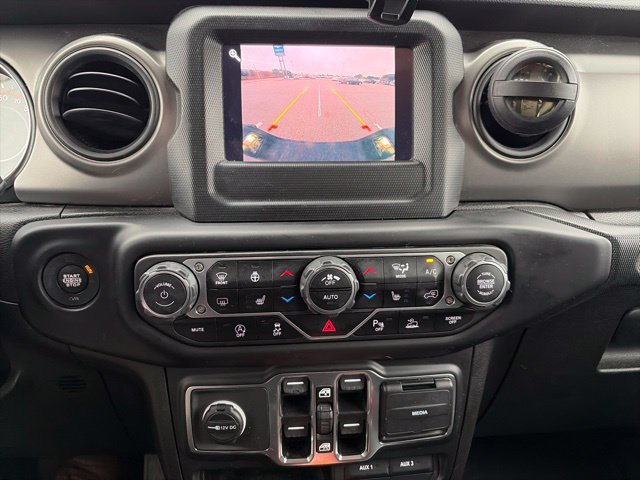 Used 2021 Jeep Gladiator Sport AWD/4WD image 9