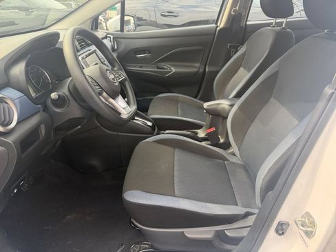 Used 2025 Nissan Versa SV FWD image 24