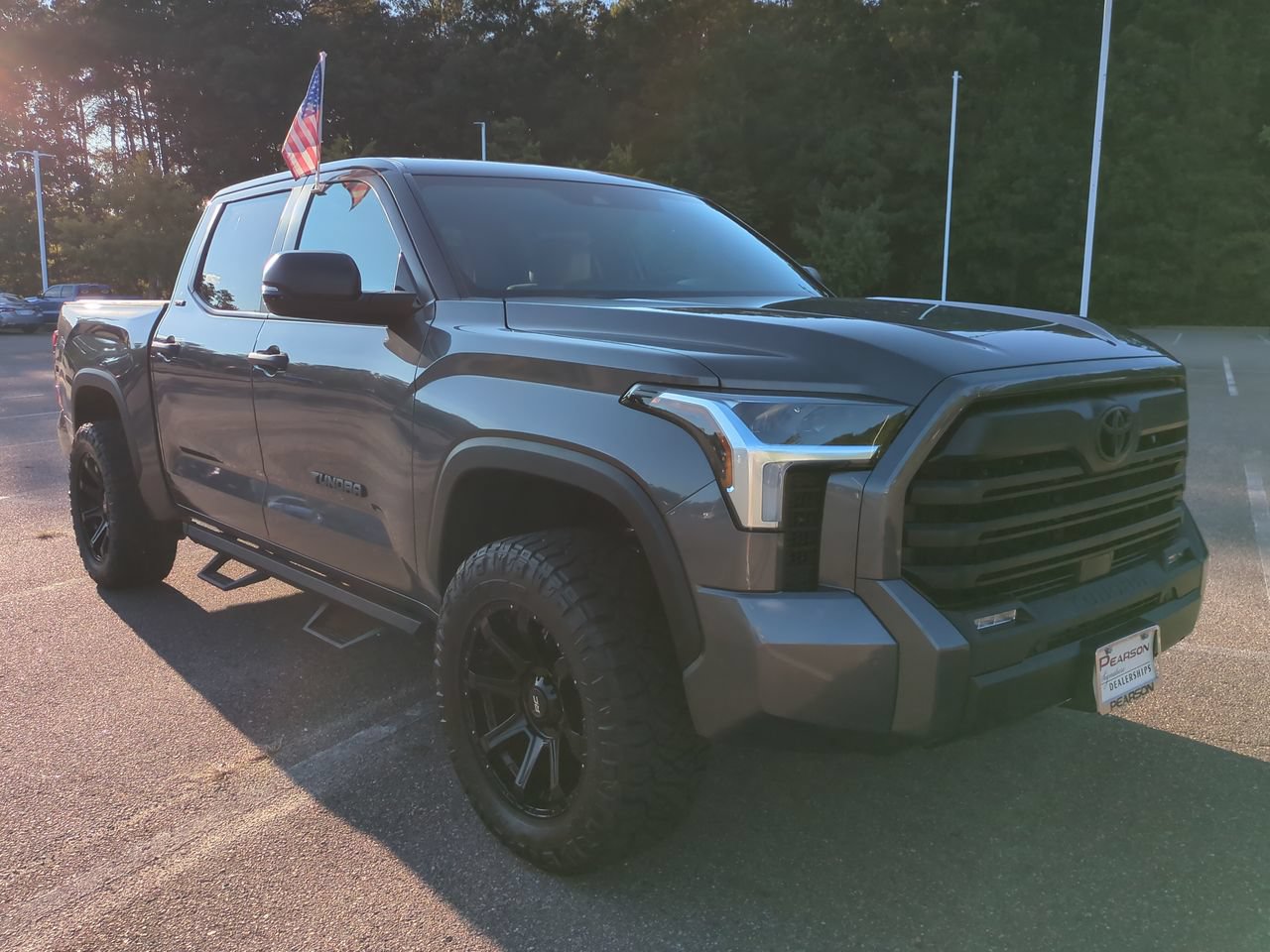 Used 2025 Toyota Tundra SR5 w/ SR5 Convenience Package AWD/4WD image 2