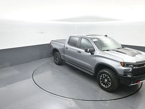 Used 2023 Chevrolet Silverado 1500 ZR2 image 15