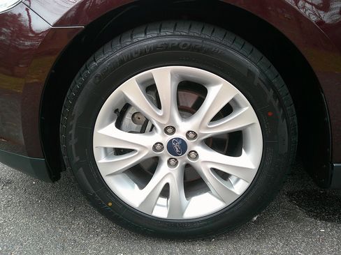 Used 2011 Ford Taurus SEL w/ 201A Rapid Spec Order Code image 44