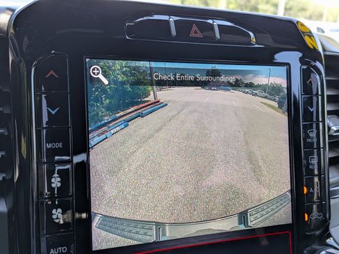 Used 2020 RAM 1500 Big Horn RWD image 19