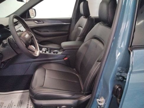 New 2026 Jeep Grand Cherokee L Limited AWD/4WD image 8